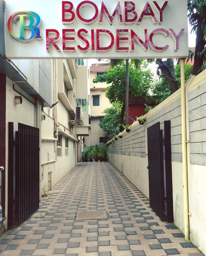 Hotel Bombay Residency--Bombay Lucky Restaurant Mangalore Exteriör bild