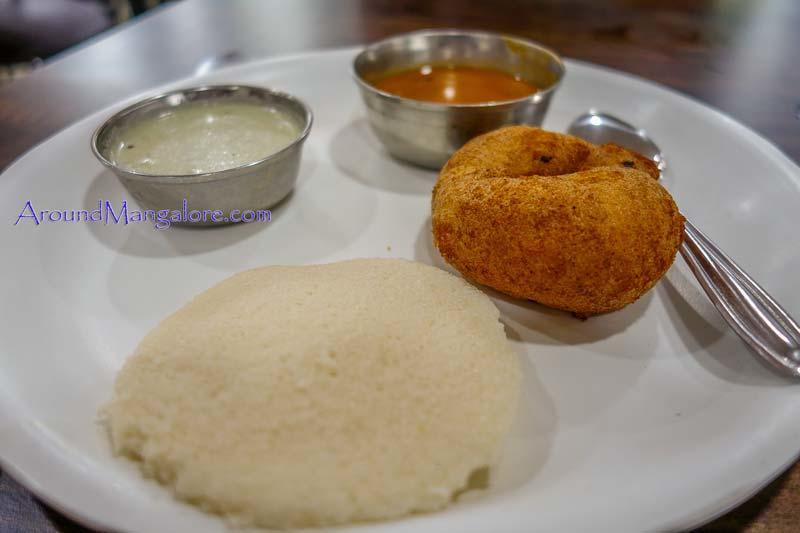 Hotel Bombay Residency--Bombay Lucky Restaurant Mangalore Exteriör bild